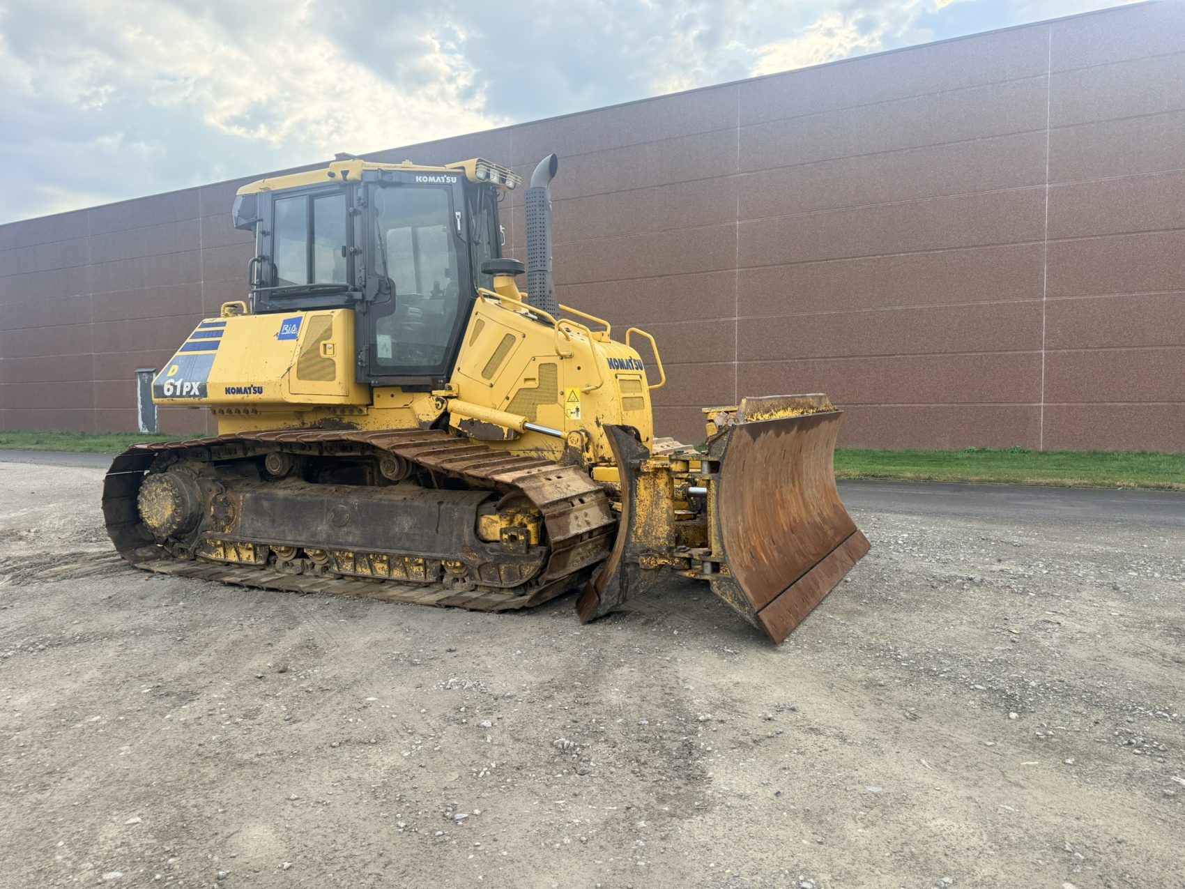Komatsu D61PX-23